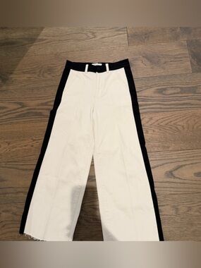 Frame Denim White Pants with Black Waistband Detail
